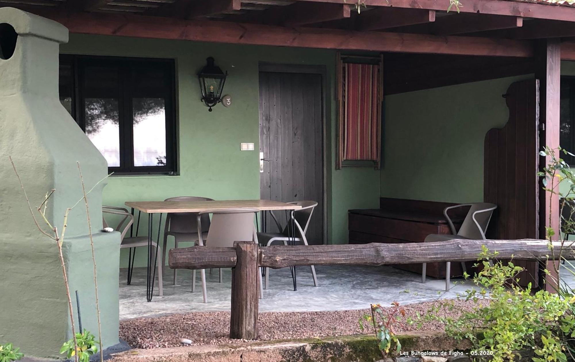 Les Bungalows De Figha Tarcu Exterior foto