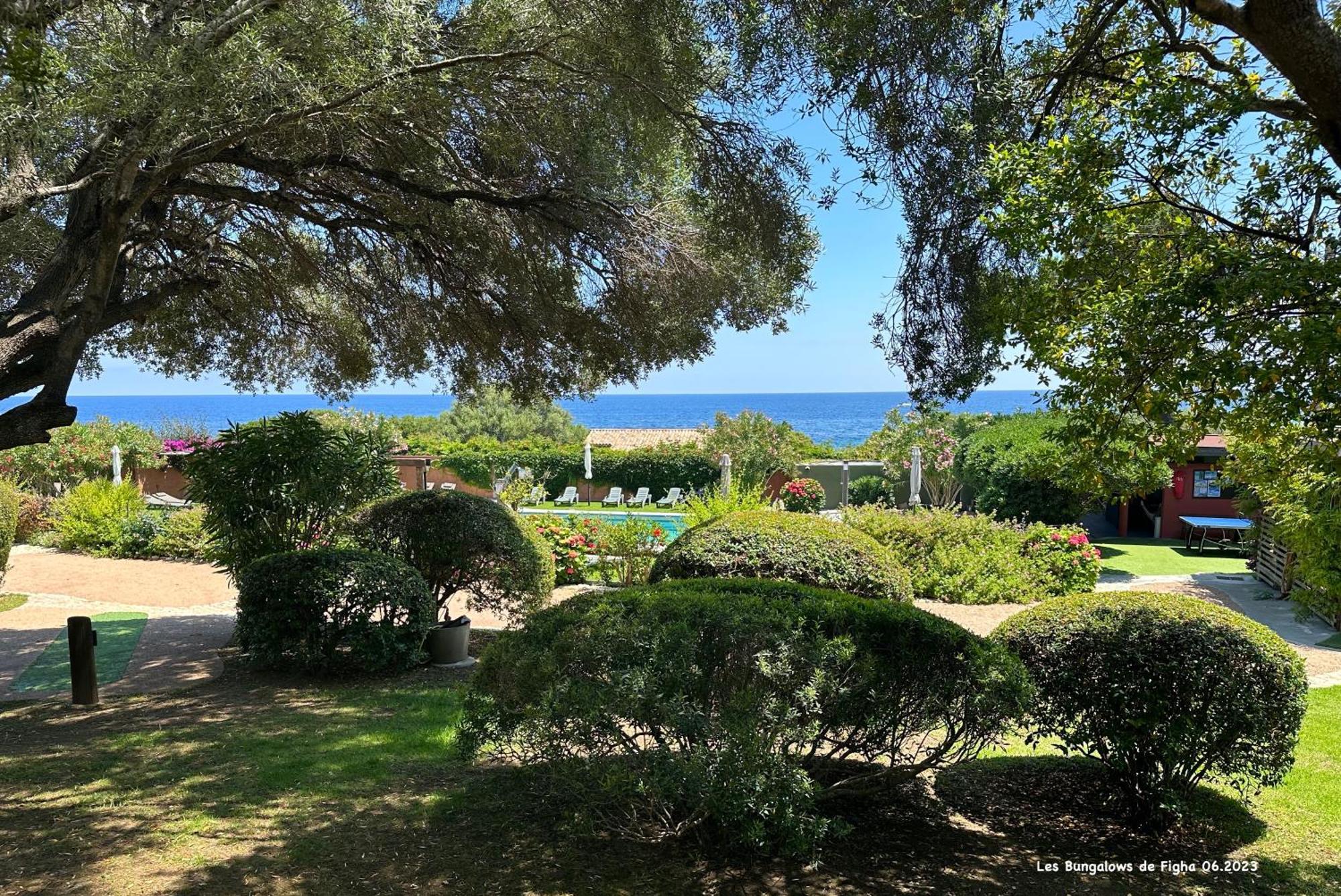 Les Bungalows De Figha Tarcu Exterior foto
